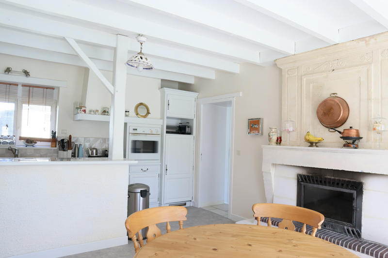 Maison - 210 m² - 6 pièces