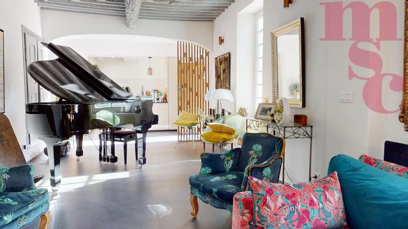 Maison - 185 m² - 7 pièces