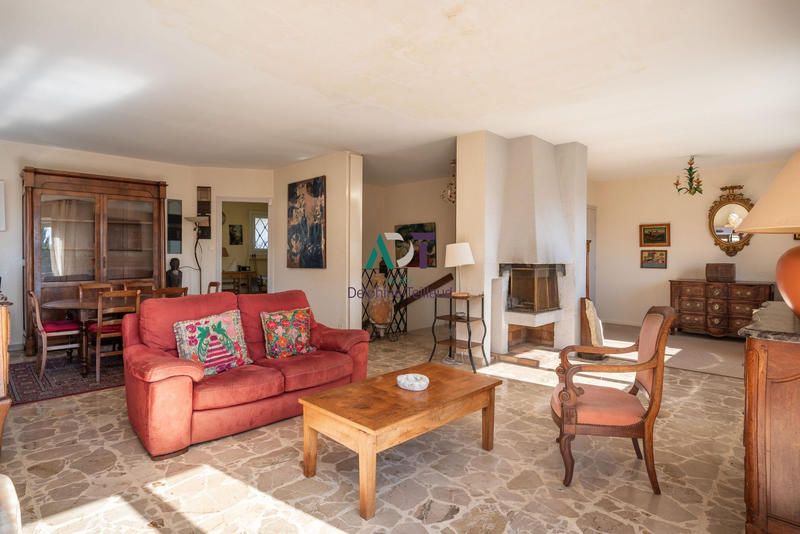 Maison - 162 m² - 7 pièces