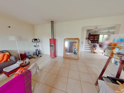 Maison - 140 m² - 5 pièces