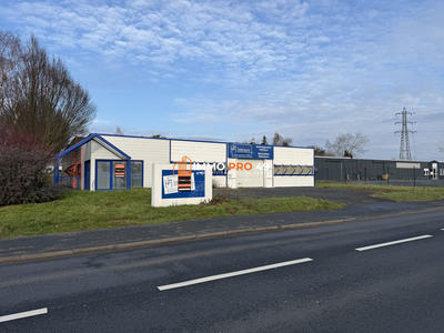 Local d'activités - 600 m²