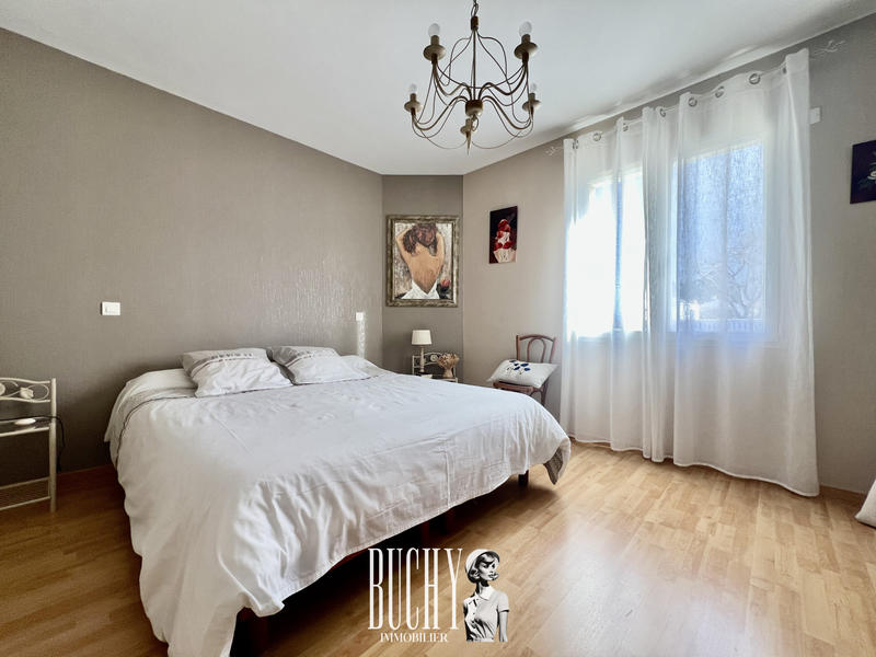 Maison - 185 m² - 5 pièces