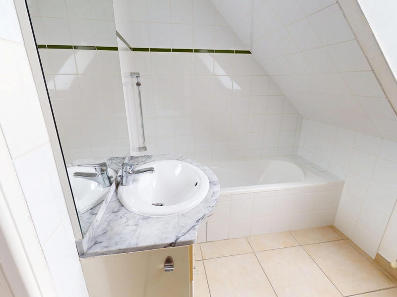 Maison - 110 m² - 6 pièces