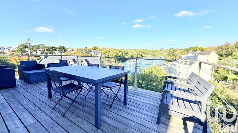 Maison - 215 m² - 7 pièces