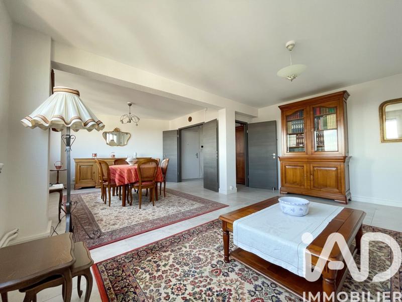 Appartement - 112 m² - 5 pièces