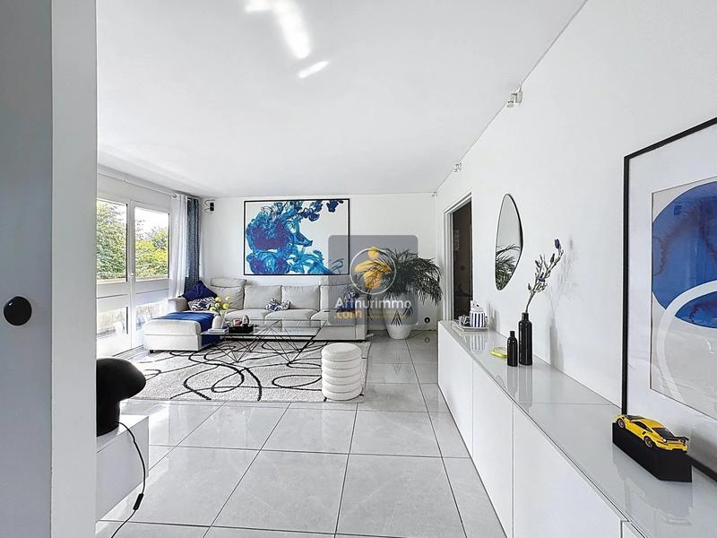 Appartement - 83 m² - 4 pièces