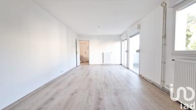 Appartement - 70 m² - 4 pièces