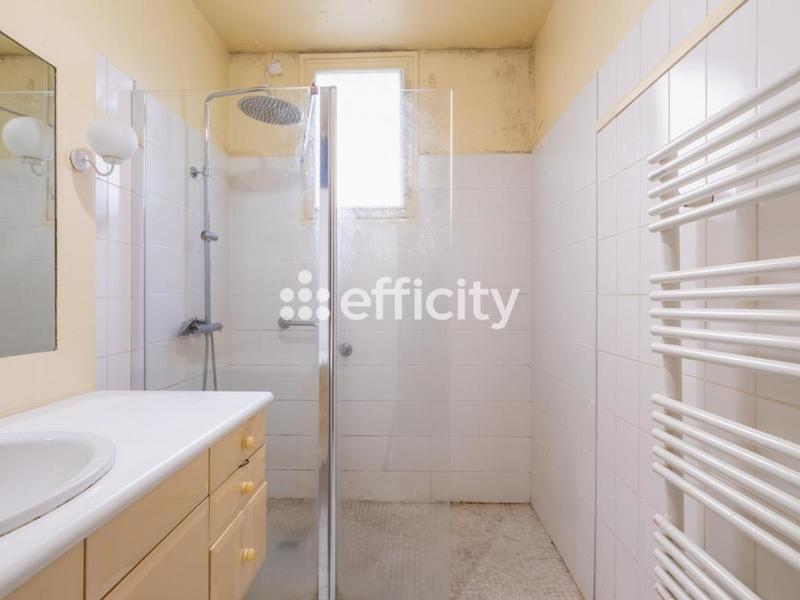 Pavillon - 311 m² - 8 pièces