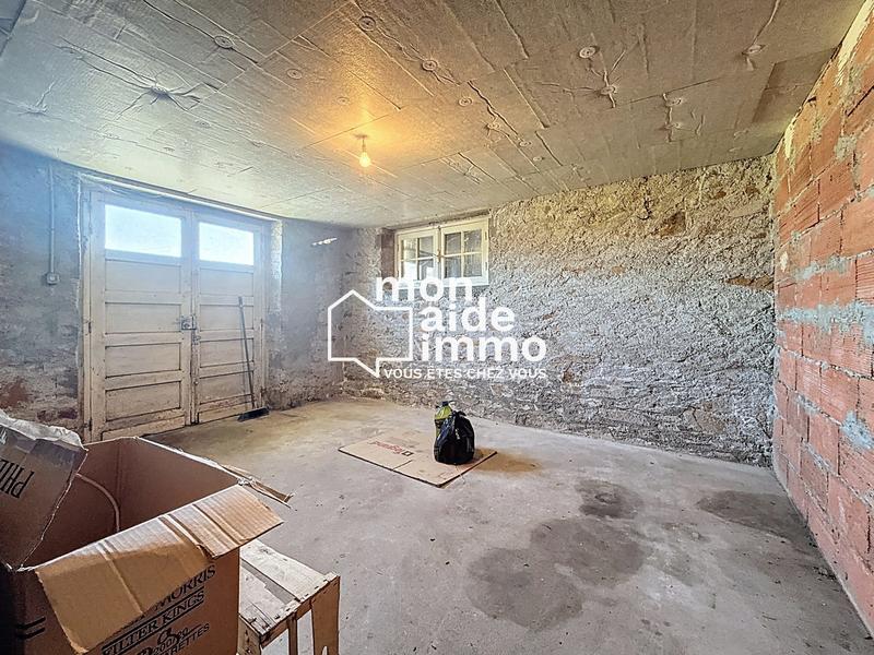 Maison - 180 m² - 4 pièces