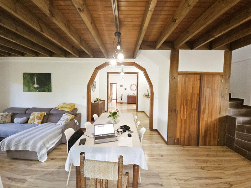 Maison de village - 346 m² - 9 pièces