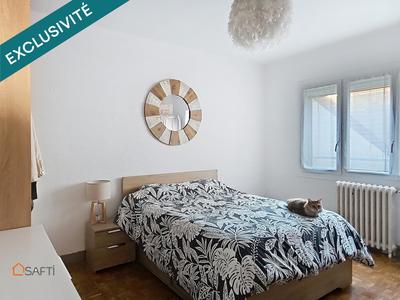 Appartement - 100 m² - 5 pièces