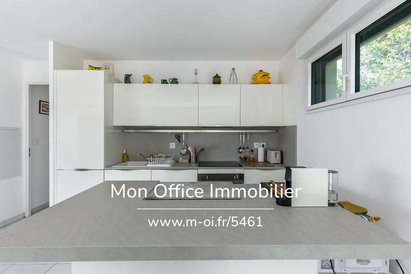 Appartement - 94 m² - 4 pièces