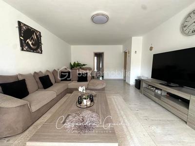 Appartement - 87 m² - 4 pièces