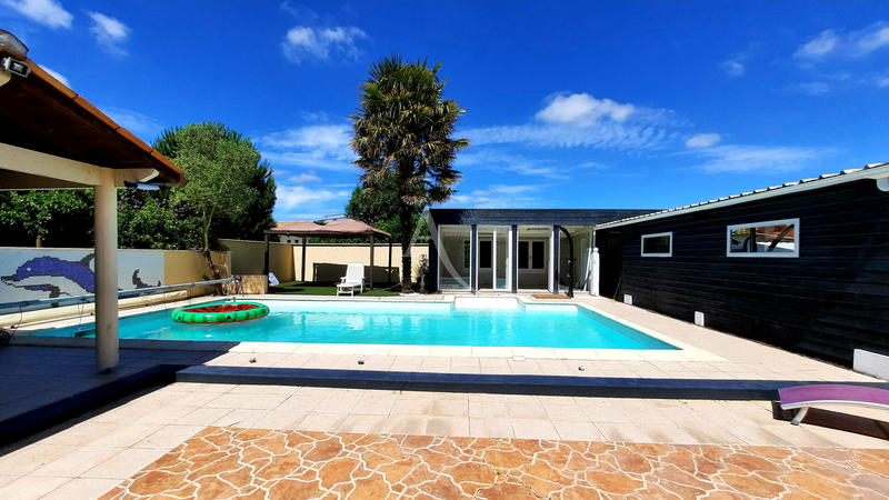 Maison - 157 m² - 7 pièces