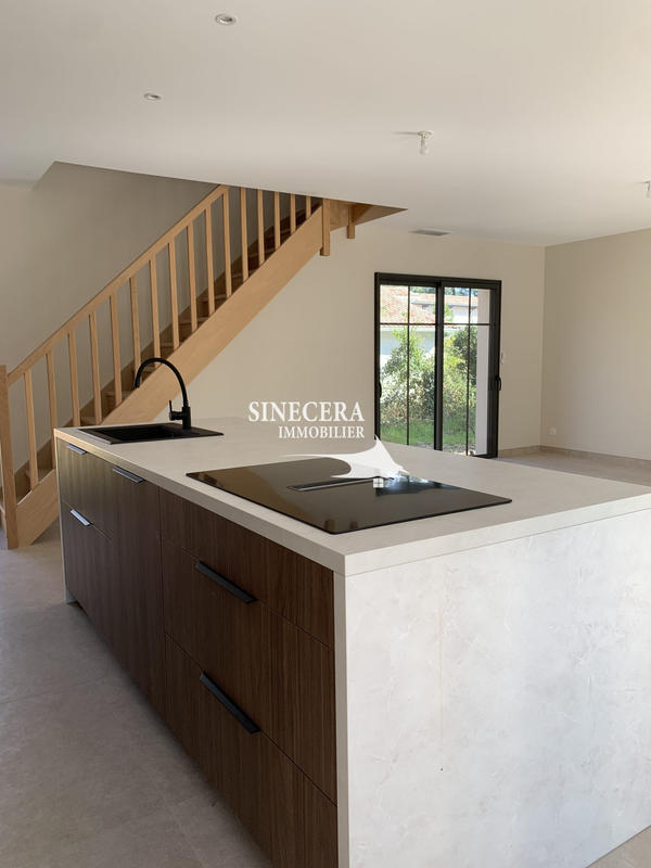 Maison - 172 m² - 6 pièces