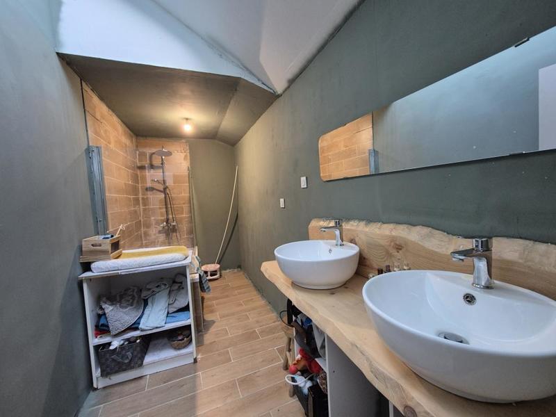 Corps de ferme - 110 m² - 5 pièces