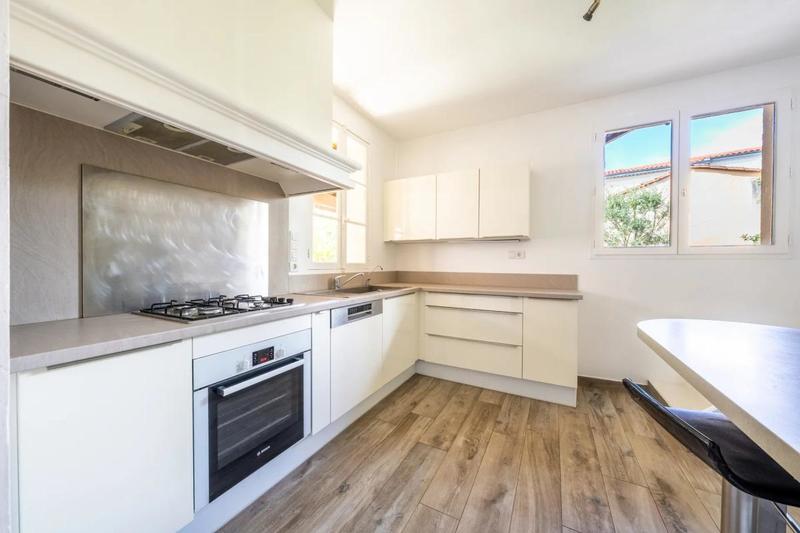 Maison - 193 m² - 7 pièces