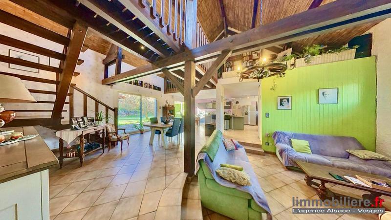 Maison - 317 m² - 10 pièces