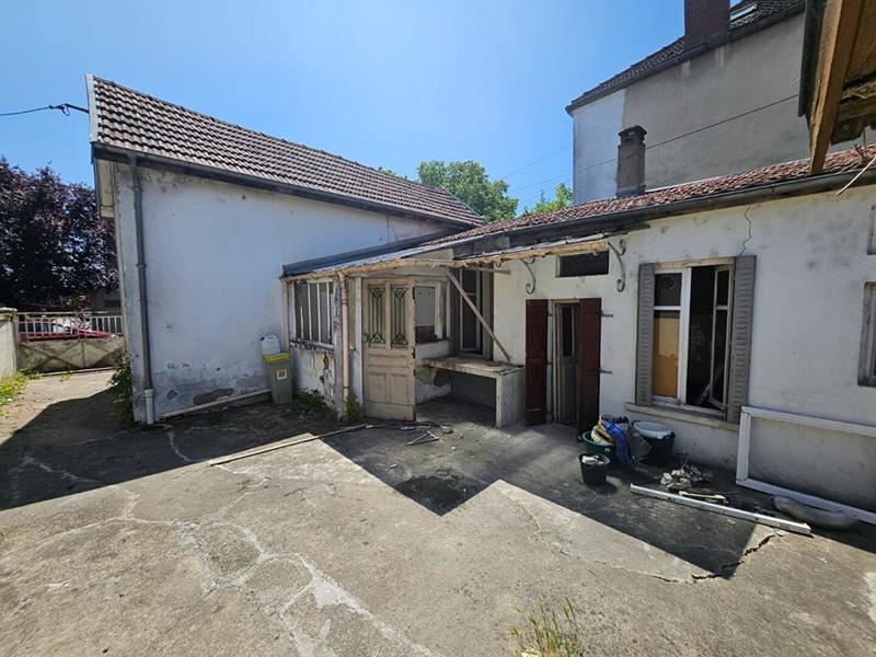 Maison - 60 m² - 5 pièces