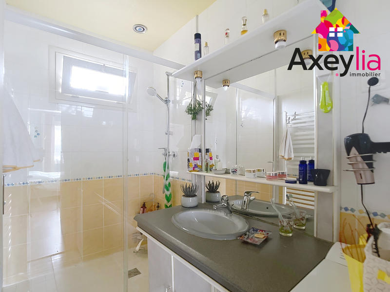 Maison - 115 m² - 6 pièces