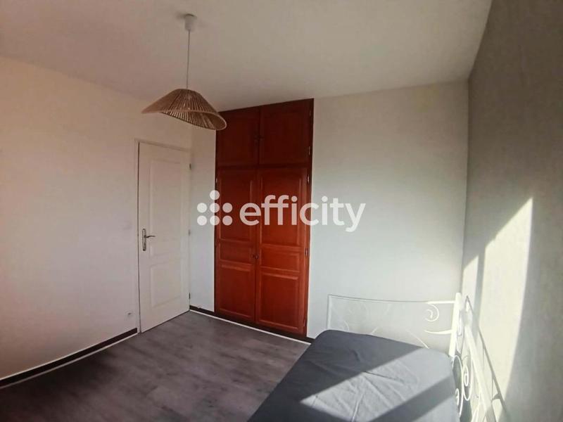 Pavillon - 100 m² - 5 pièces