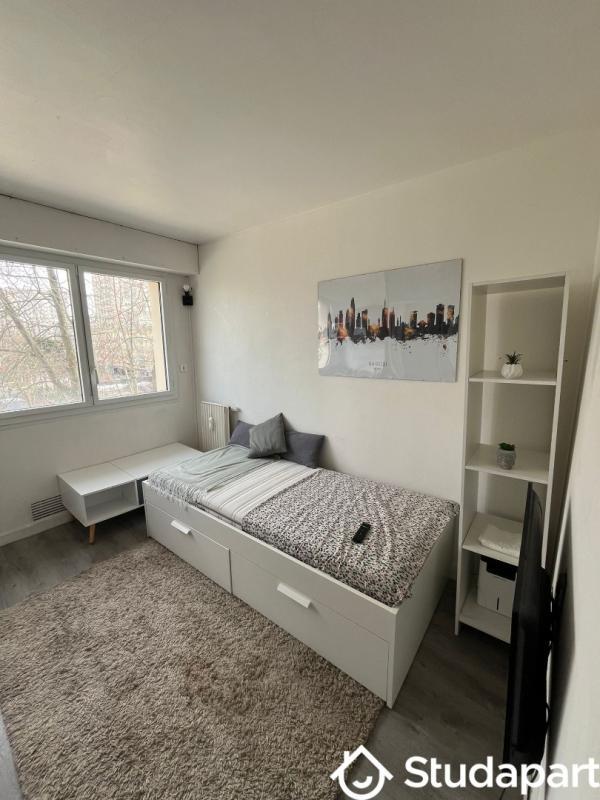 Chambre - 9 m² - 1 pièce