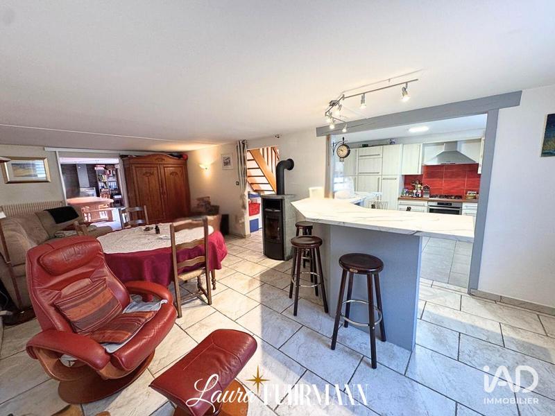 Maison - 142 m² - 3 pièces