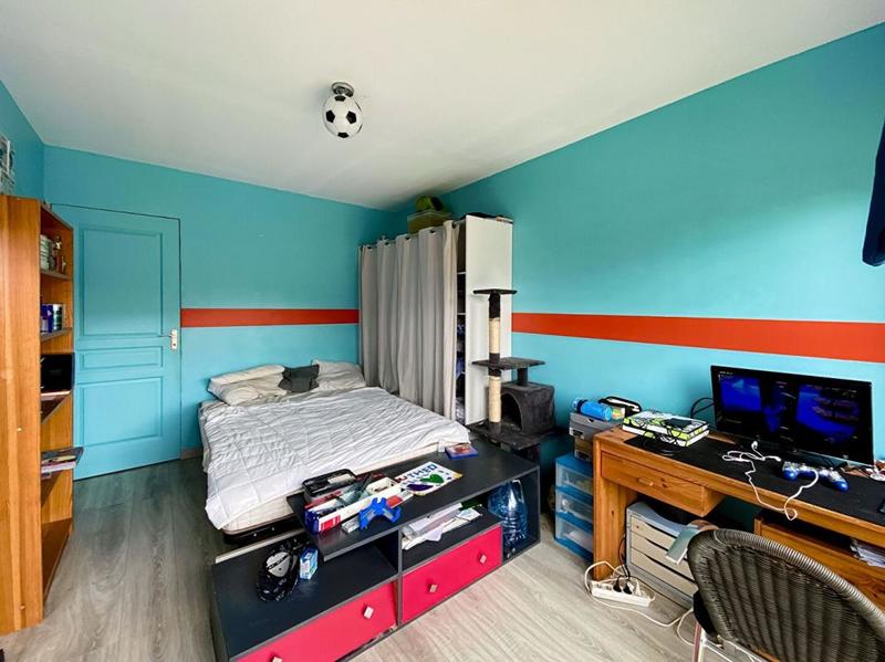 Maison - 99 m² - 4 pièces