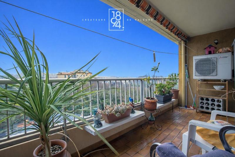 Appartement - 86 m² - 3 pièces