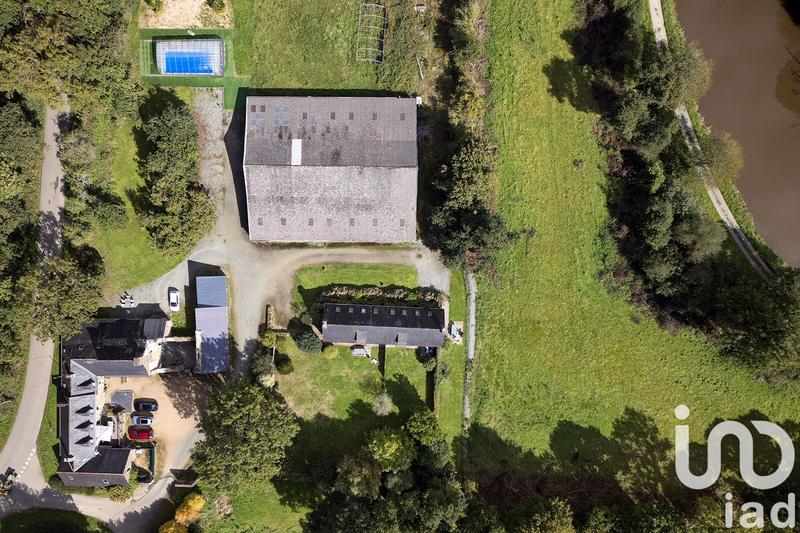 Maison - 486 m² - 17 pièces