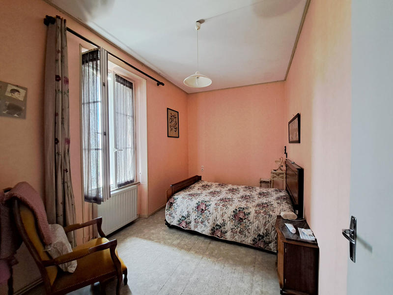 Maison - 104 m² - 5 pièces