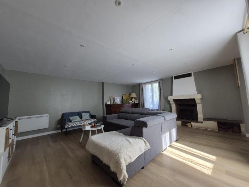 Maison - 224 m² - 7 pièces