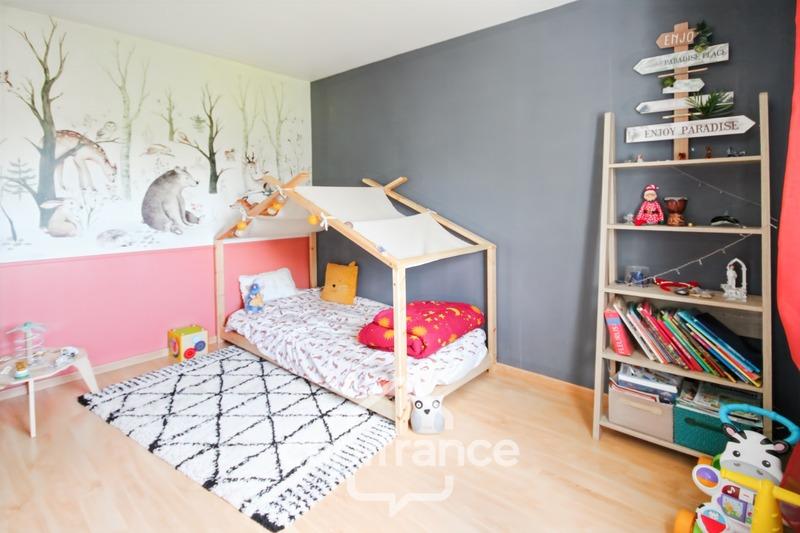 Maison - 211 m² - 7 pièces