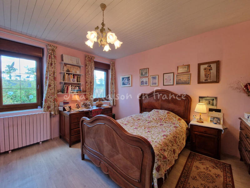 Maison - 164 m² - 7 pièces