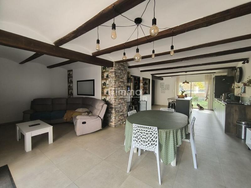 Propriété - 260 m² - 9 pièces