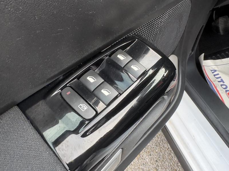 Citroën C3 110cv Vti elle Bvm5