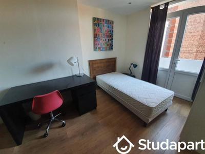 Chambre - 11 m² - 1 pièce