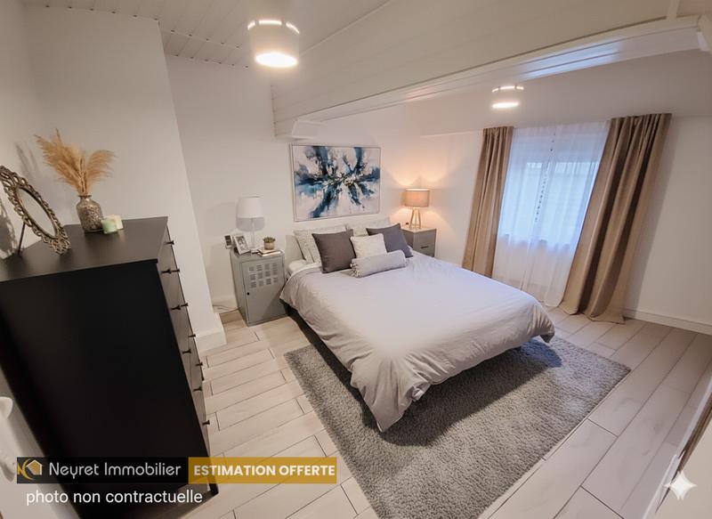 Triplex - 127 m² - 6 pièces