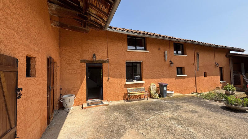 Maison - 267 m² - 10 pièces