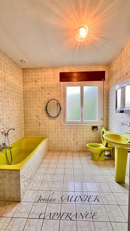 Maison - 200 m² - 6 pièces