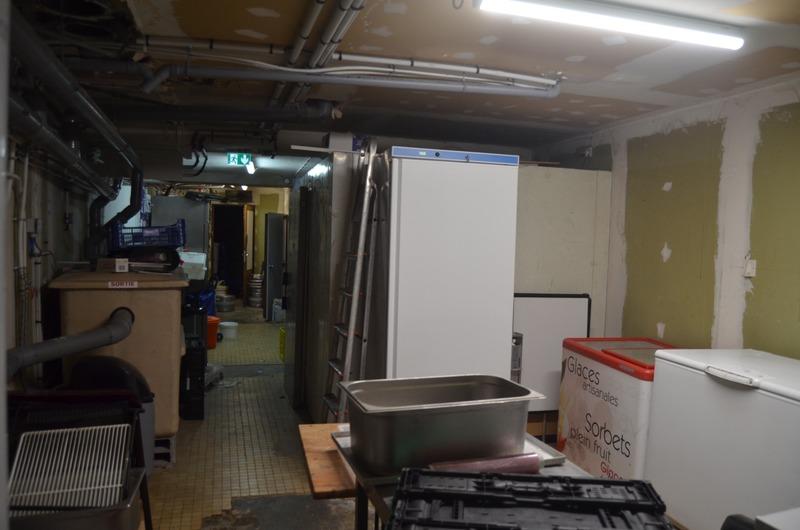 Local commercial - 366 m² - 6 pièces