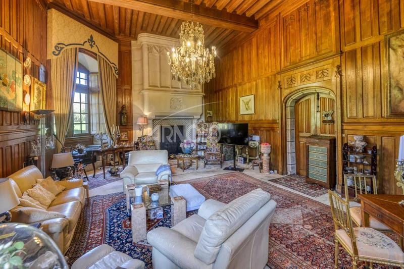 Appartement - 292 m² - 8 pièces