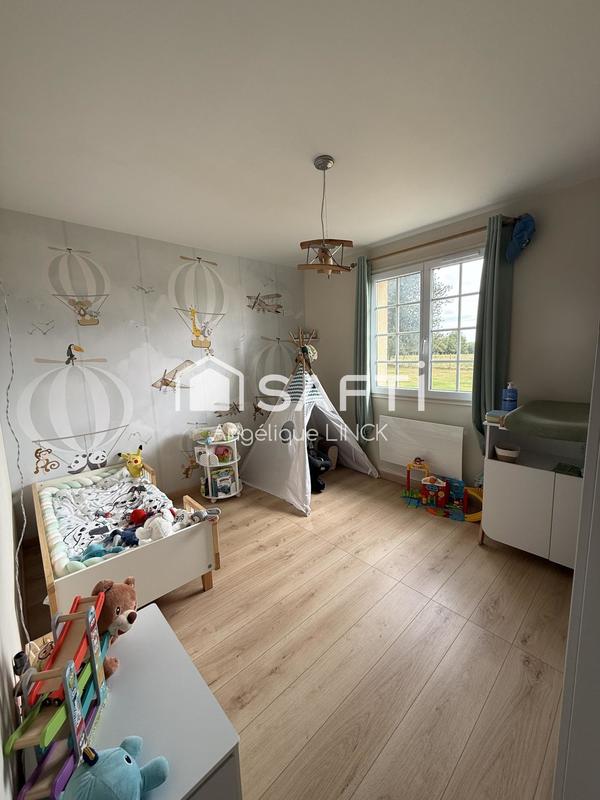 Maison - 95 m² - 4 pièces
