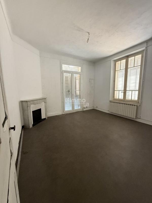 Immeuble - 76 m² - 4 pièces