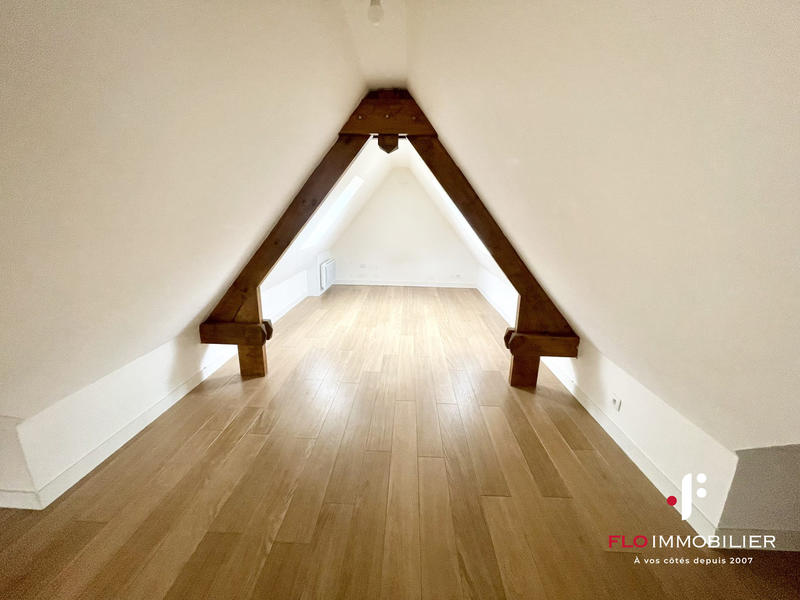 Appartement - 99 m² - 5 pièces