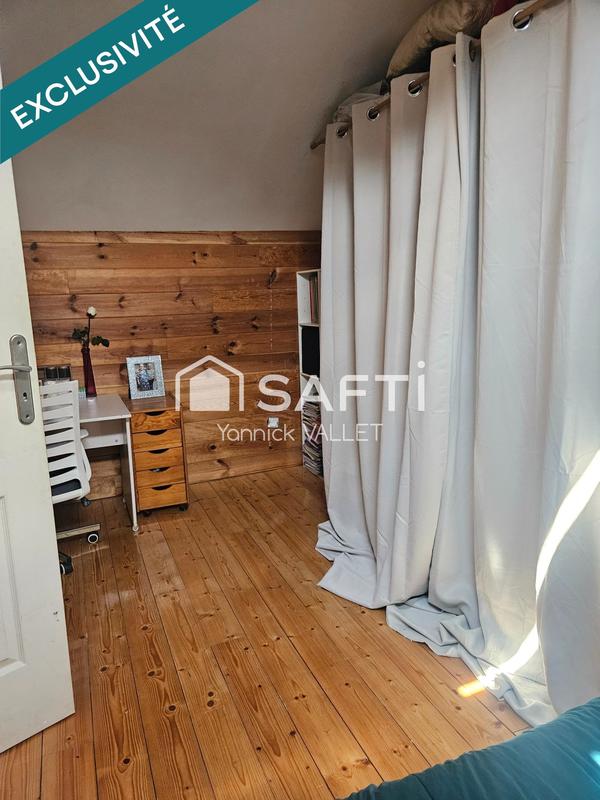 Maison - 140 m² - 6 pièces