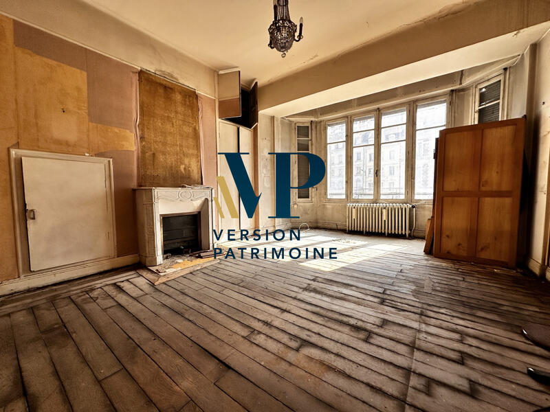 Appartement - 169 m² - 5 pièces