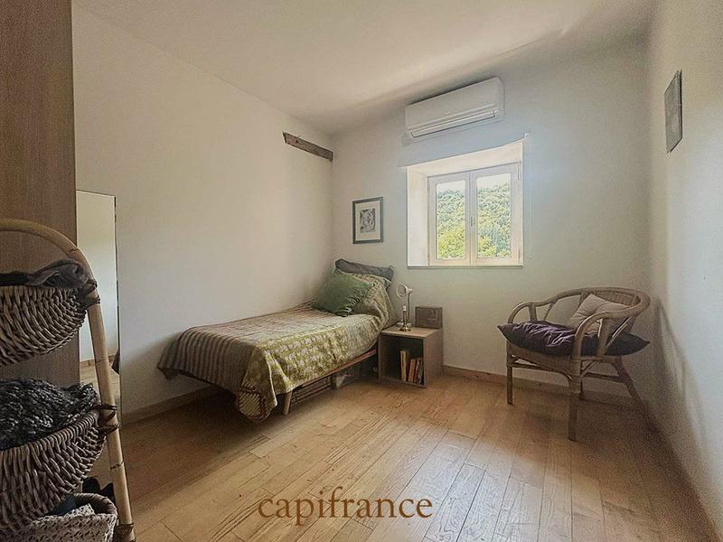 Maison en pierre - 154 m² - 5 pièces