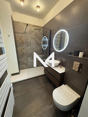 Bureau - 153 m² - 5 pièces