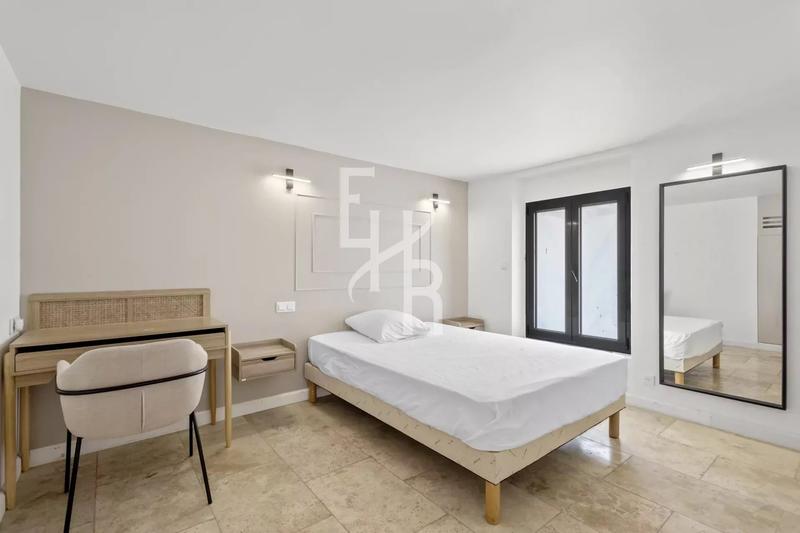 Villa - 204 m² - 7 pièces